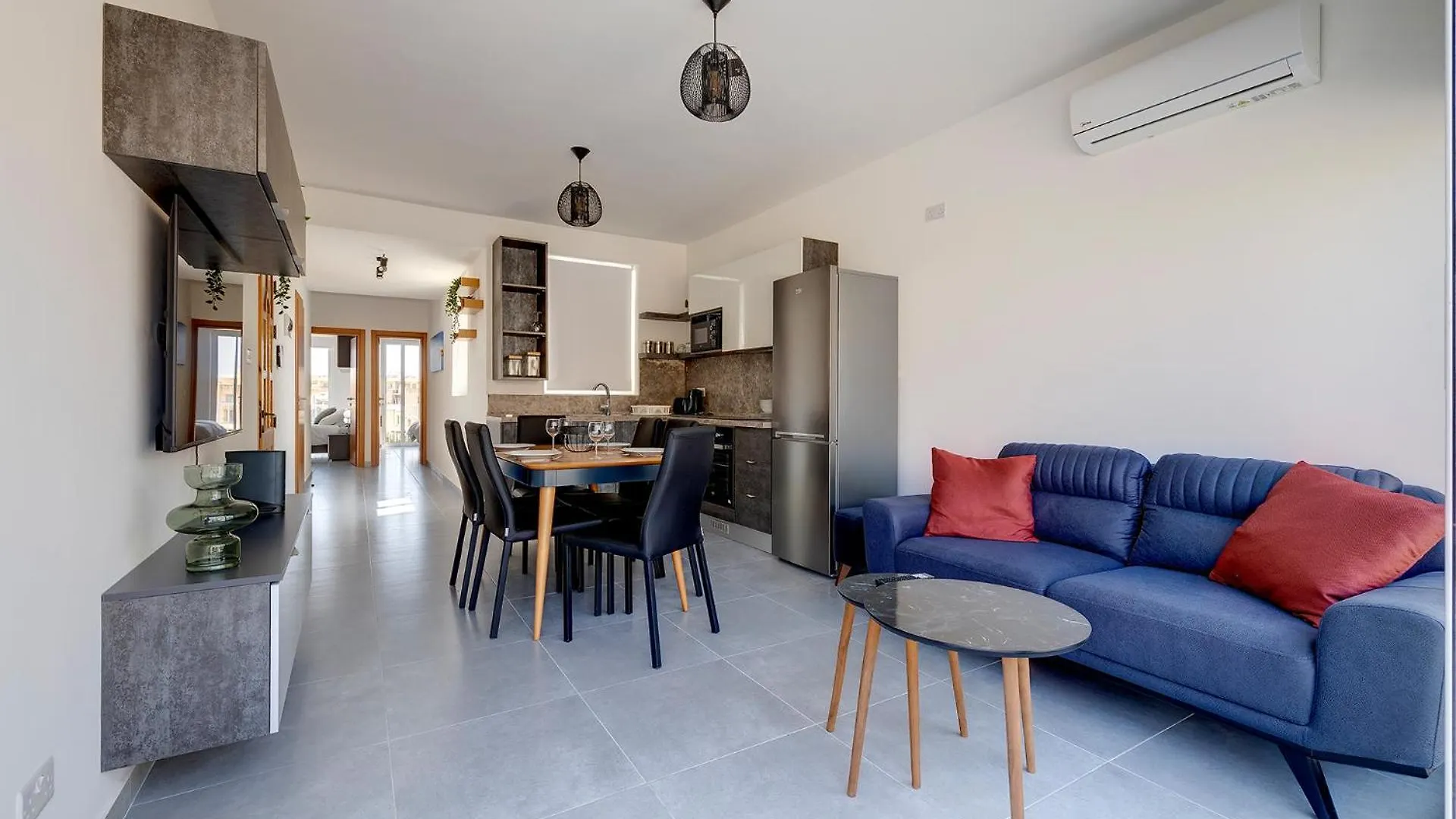 Stunning 2Br Holiday Penthouse In Central Sliema