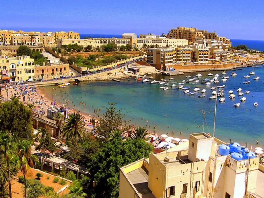 Stunning 2Br Holiday Penthouse In Central Sliema Apartment