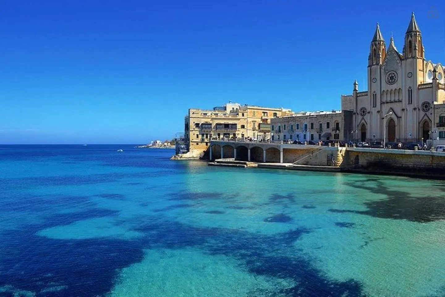 Apartment Stunning 2Br Holiday Penthouse In Central Sliema